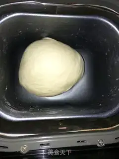 Make Jelly bread step 1