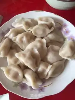 Make Fresh meat dumplings step 5