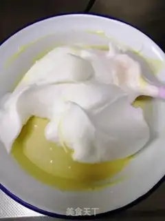 Make Blueberry yogurt cake step 6