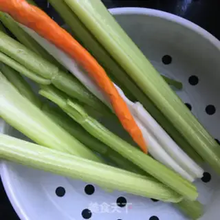 Make Celery and red potatoes step 0