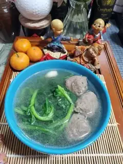 Make Oscillated beefball soup step 5