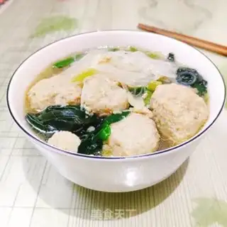 Make Fishball fan soup step 5