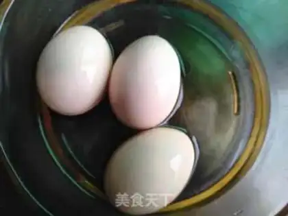 Make A fragrance egg step 1