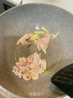 Make Onion fried meat step 2