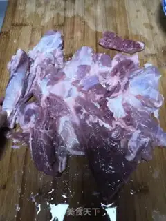 Make Spicy roasted lamb legs step 0