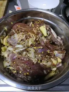 Make Spicy roasted lamb legs step 7