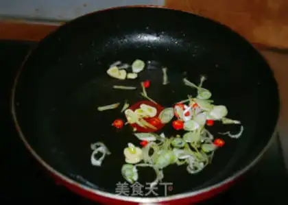 Make Black bean sprouts step 2