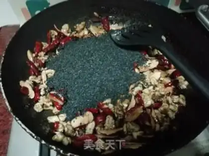 Make walnut sesame cake step 6
