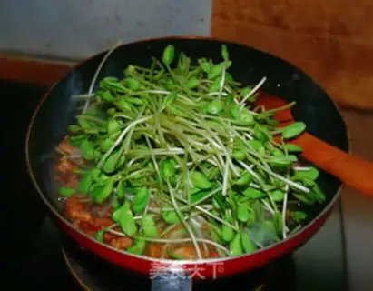 Make Black bean sprouts step 5