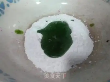 Make Colored guacamole step 0