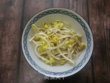 Make Belt sprouts of tofu soup step 0