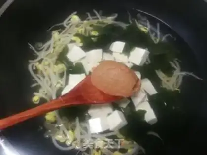 Make Belt sprouts of tofu soup step 7