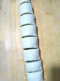 Make Onion rolls step 2