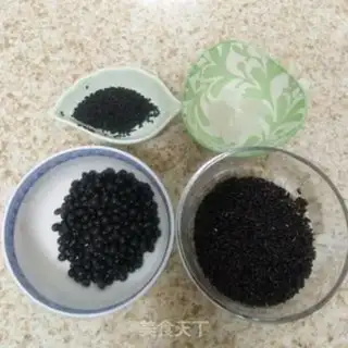 Make Black bean sesame paste step 0