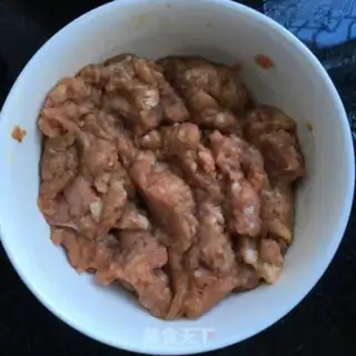 Make Spicy oil and tofu step 2