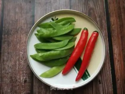 Make Dutch chili with black cobblers step 0