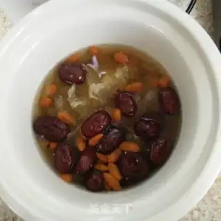 Make Silver-eared dates step 3