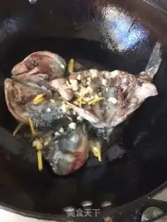 Make Red-burned fish head step 2