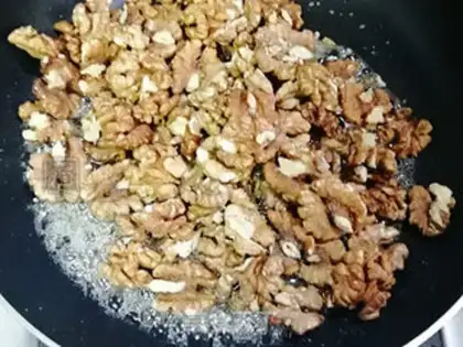 Make Frozen pecan step 8