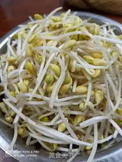 Make Snow sprouts step 1