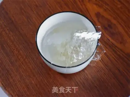 Make Cucumber milk freeze step 1