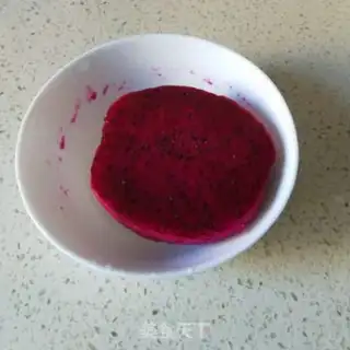 Make Red core Dragonfruit bread step 0