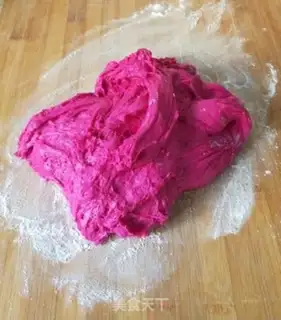 Make Red core Dragonfruit bread step 10