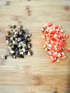 Make Weenie mushroom rice step 1