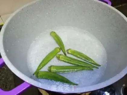 Make A thick egg burn step 1