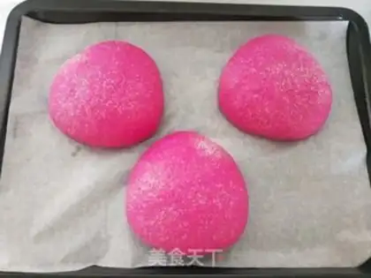 Make Red core Dragonfruit bread step 15
