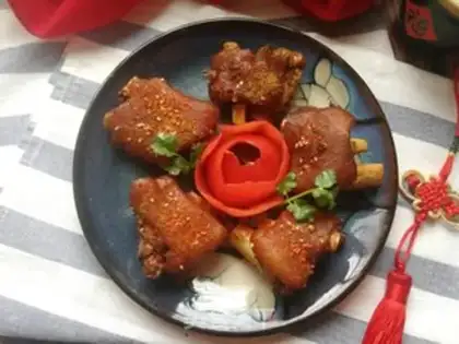 Make Spicy roasted pig hoof step 15