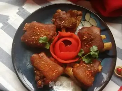 Make Spicy roasted pig hoof step 16