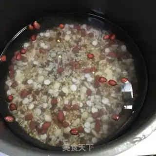 Make Delicious porridge step 1