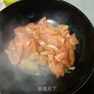 Make Tomato fried eggs step 3
