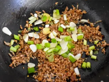 Make Spicy sauce tofu step 5