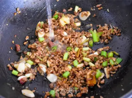 Make Spicy sauce tofu step 6