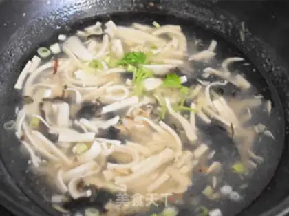 Make Tofu crayfish rice soup step 6