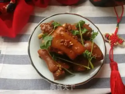Make Spicy pig hoof step 10