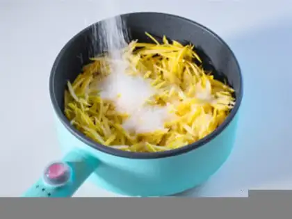 Make A simple maggot step 6