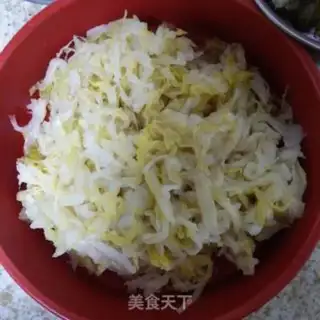 Make Red sauerkraut step 1
