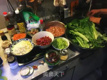 Make Spicy red rabbit step 0