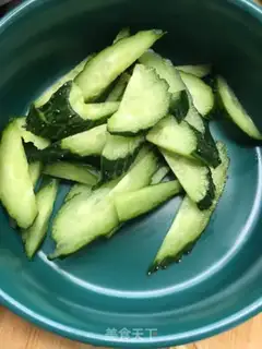 Make Weenie cucumber step 4
