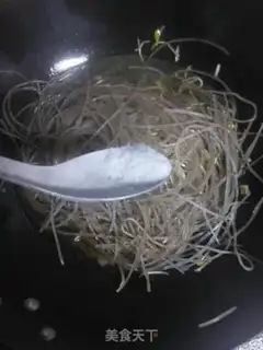 Make Bean sprouts step 6