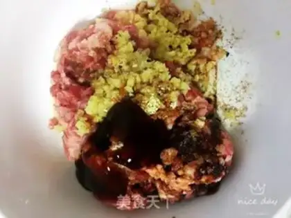 Make Beef onions step 1