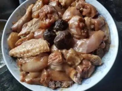 Make Weenie mushroom steam chicken step 5