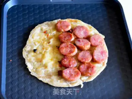 Make Sausage hand grab cake step 5