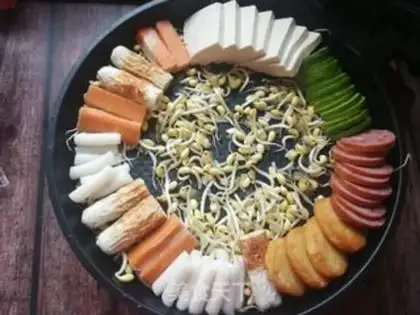 Make The Korean army fire pot step 9