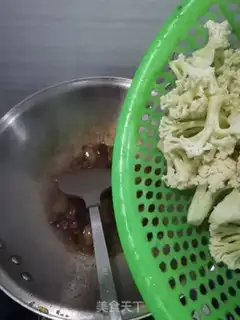 Make Hot broccoli step 6