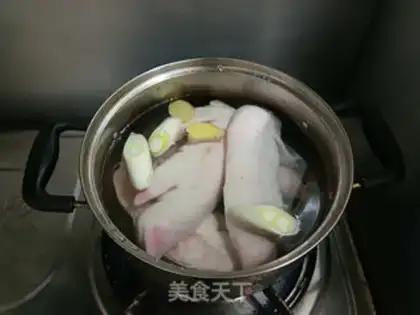 Make Old soup pig hands step 2