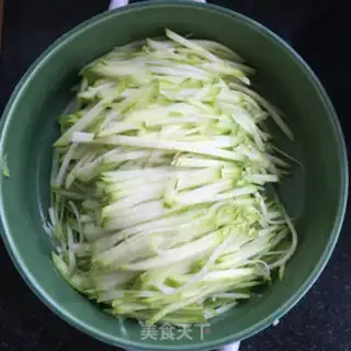 Make Smash the silk step 1